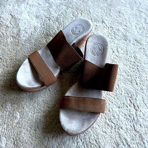 Charleston Shoe Co Cooper Sandal